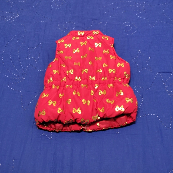 6-9 months cute baby/infant girl puffer Vest jacket 😍 - Picture 2 of 3